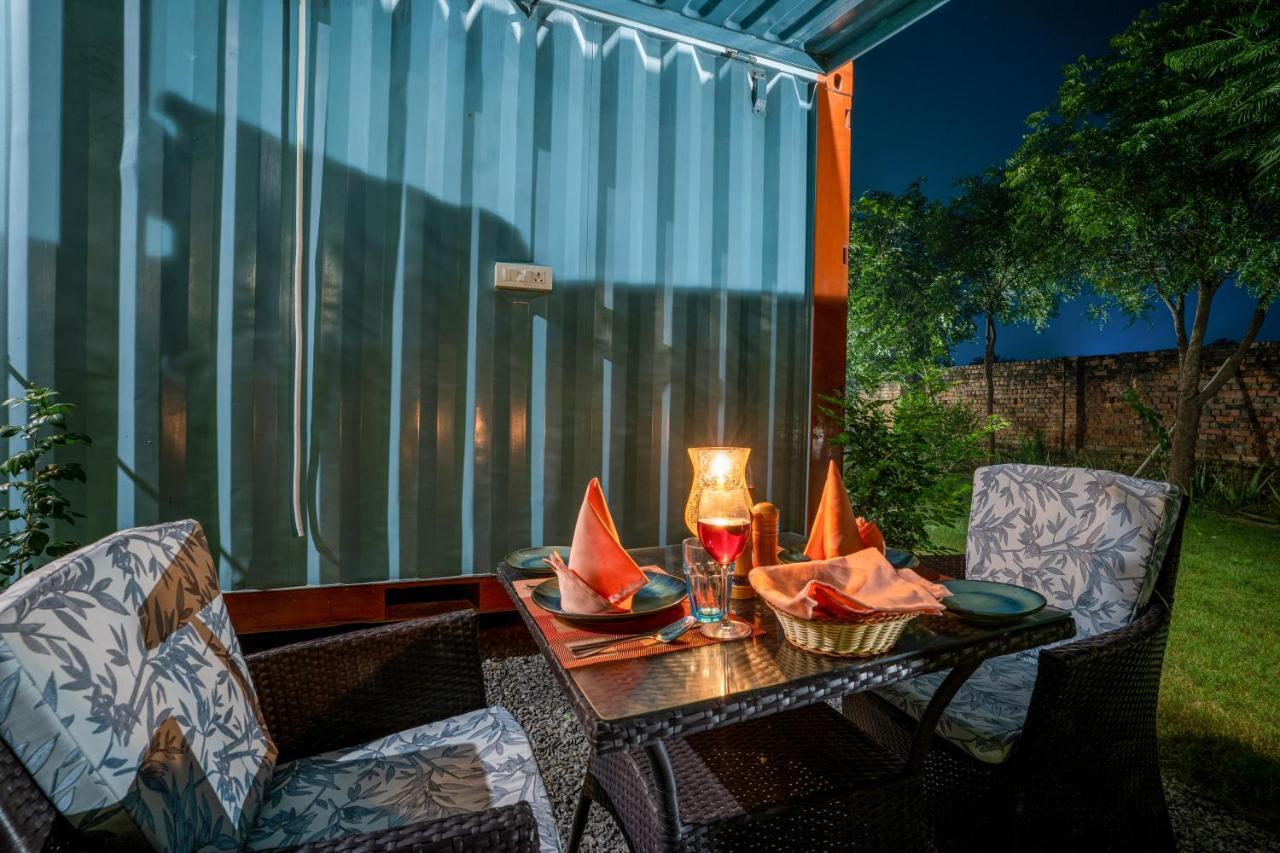 Tree Of Life Ecotainers Agra Hotel Agra  Exterior photo